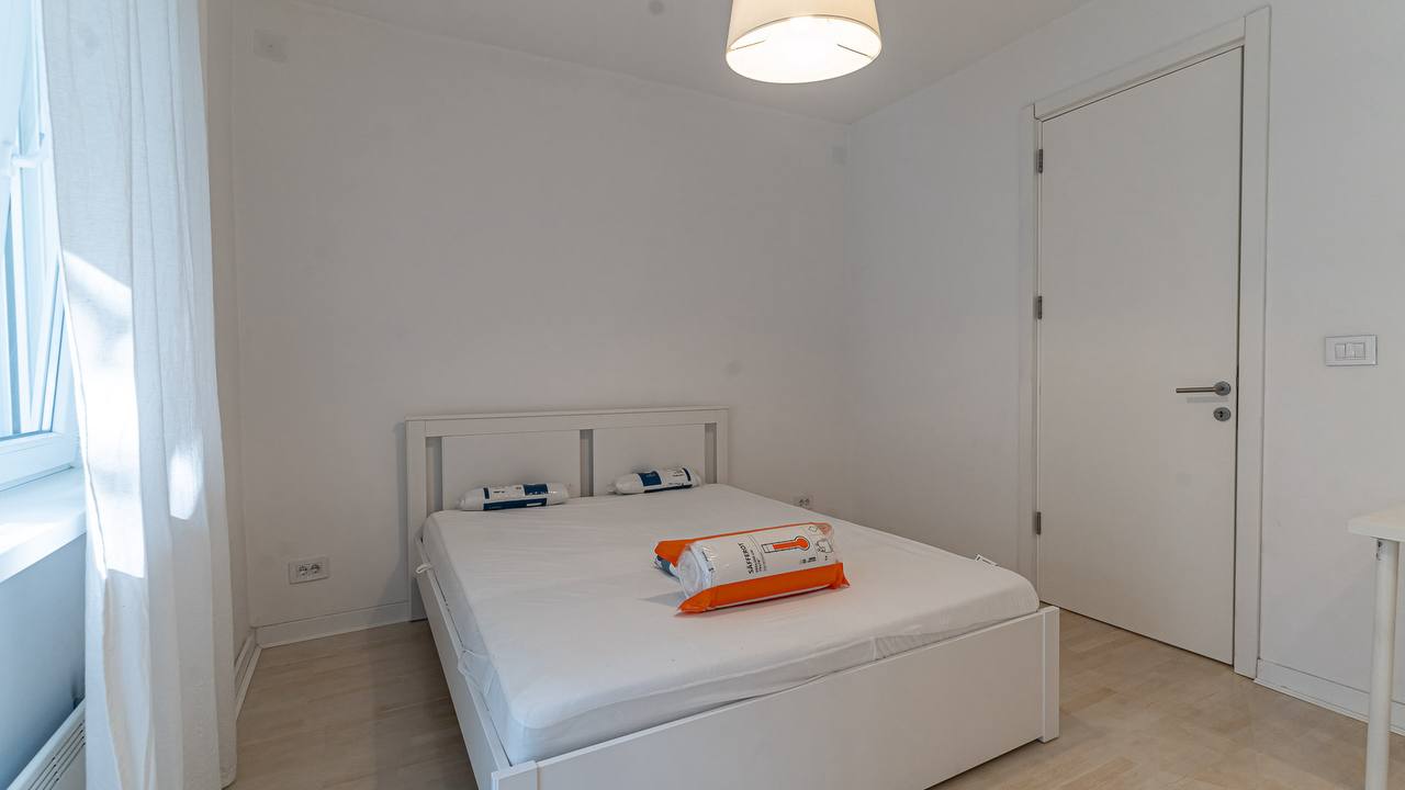 1-Bedroom Apartment on Sredačka Street photo 3 of 5