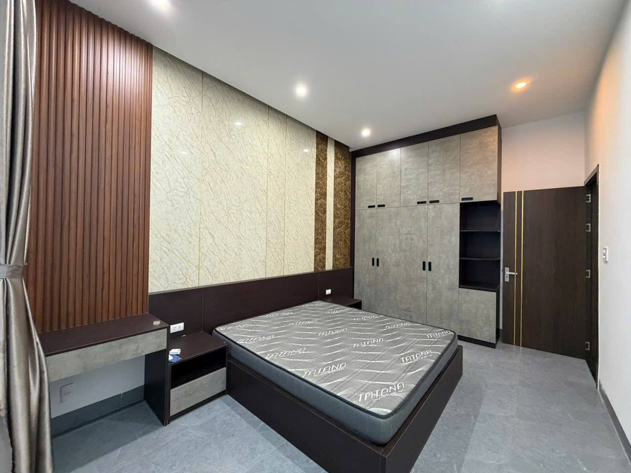 Three-Bedroom House in Hoa Xuan photo 6 of 8