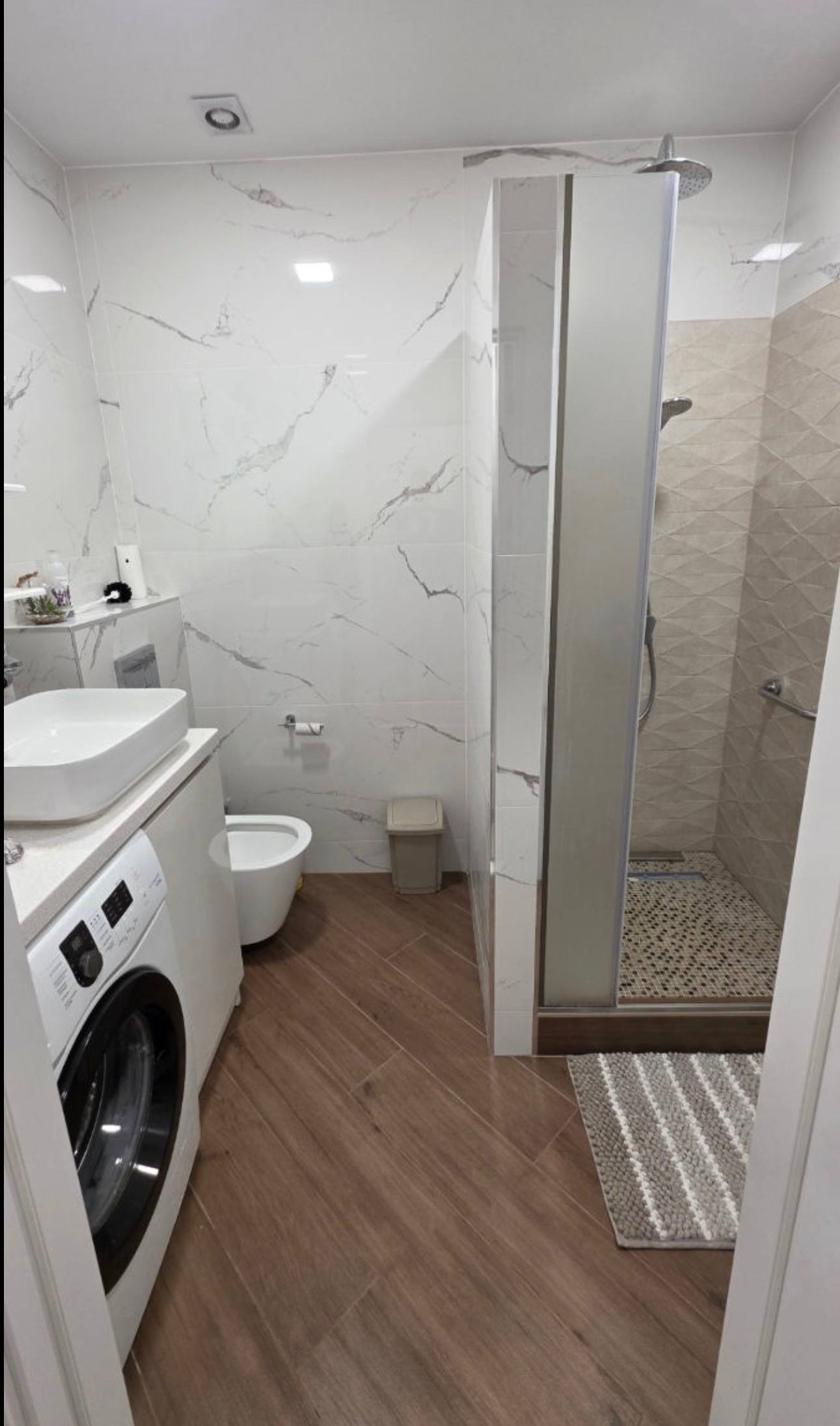 Two-Room Apartment with Terrace in Riscani photo 8 of 8