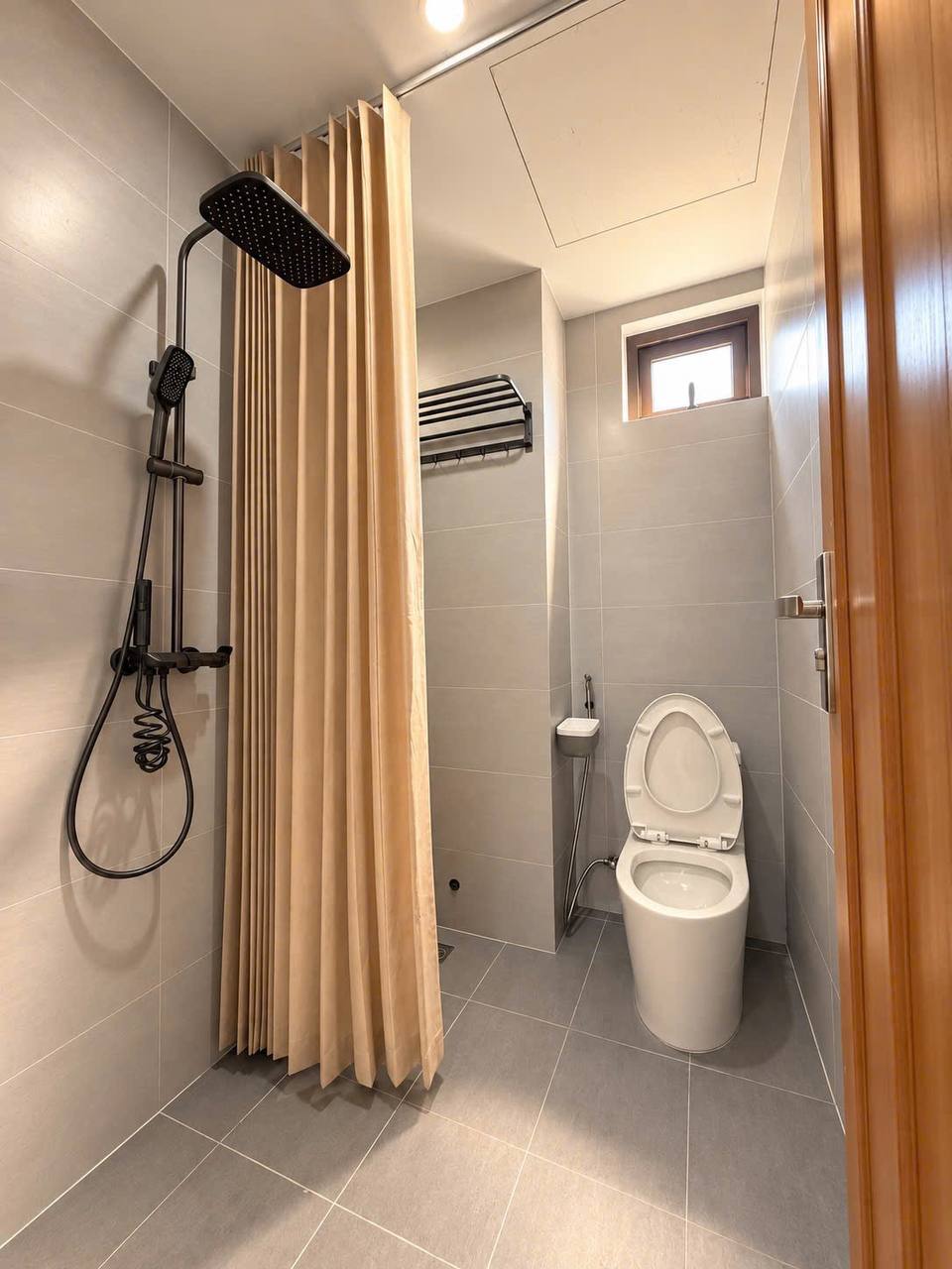 Brand New One-Bedroom Apartment with River View photo 8 of 8