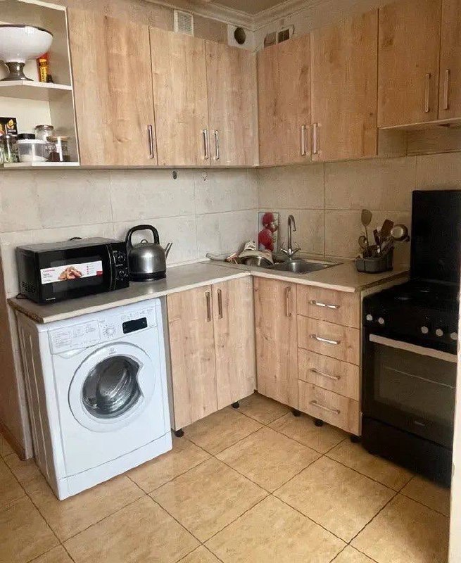 Furnished 3-Room Apartment in Achapnyak photo 3 of 8
