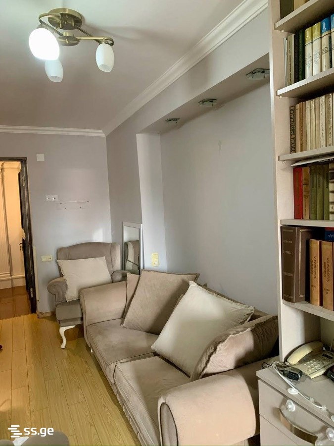 Two-Bedroom Apartment on K. Gamsakhurdia Street photo 2 of 7