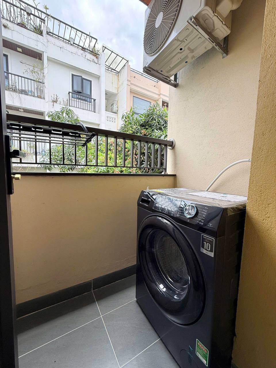 Brand-New 1BR Apartment in My An photo 3 of 8