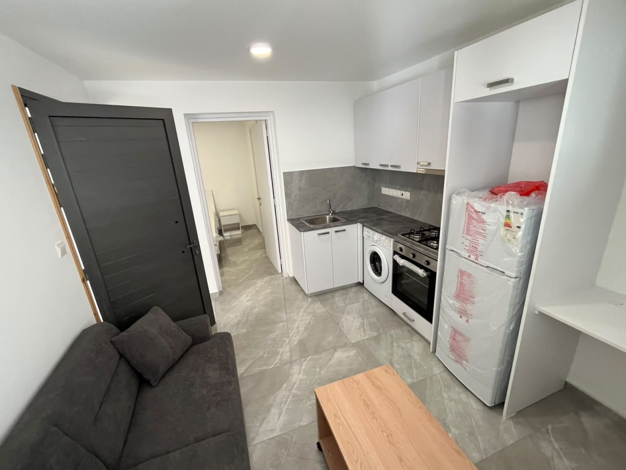 New 1-Bedroom Apartment in Agios Athanasios photo 1 of 4