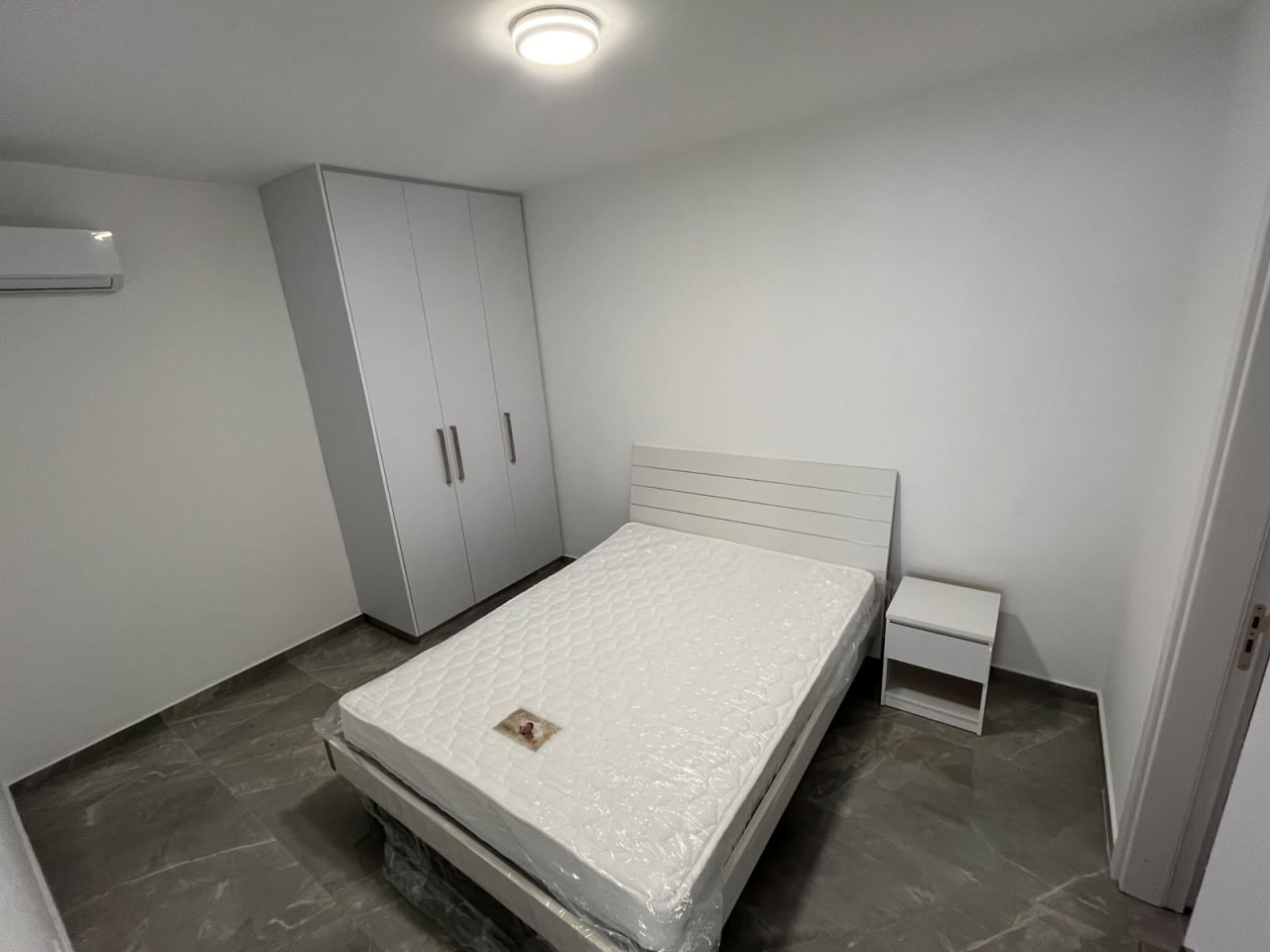 New 1-Bedroom Apartment in Agios Athanasios photo 2 of 4
