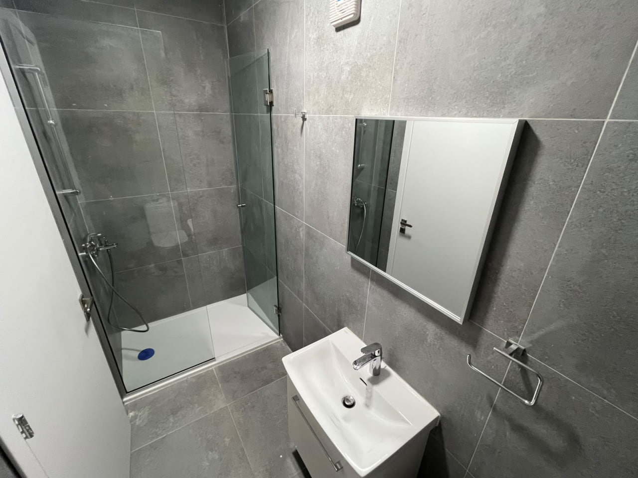New 1-Bedroom Apartment in Agios Athanasios photo 3 of 4