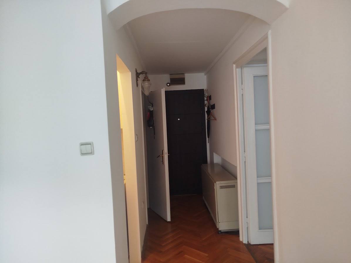 Two-Room Apartment in Vračar photo 3 of 5