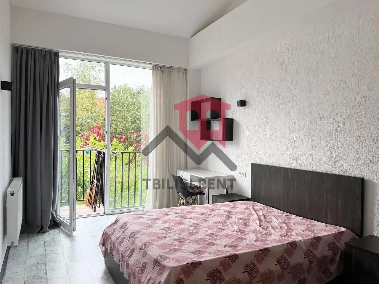 Spacious 3-Bedroom Duplex Apartment Near Lisi Lake photo 4 of 8
