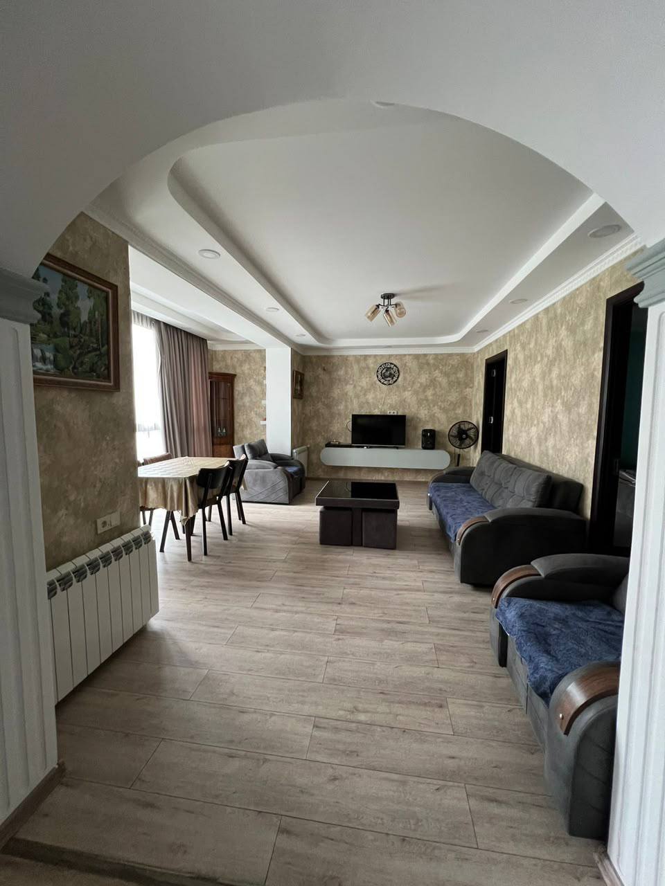 2+1 Apartment on Sheriff Khimshiashvili Street photo 2 of 6