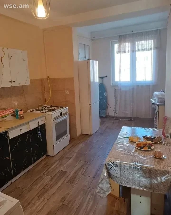 4-Room Apartment for Rent in Kentron photo 5 of 8