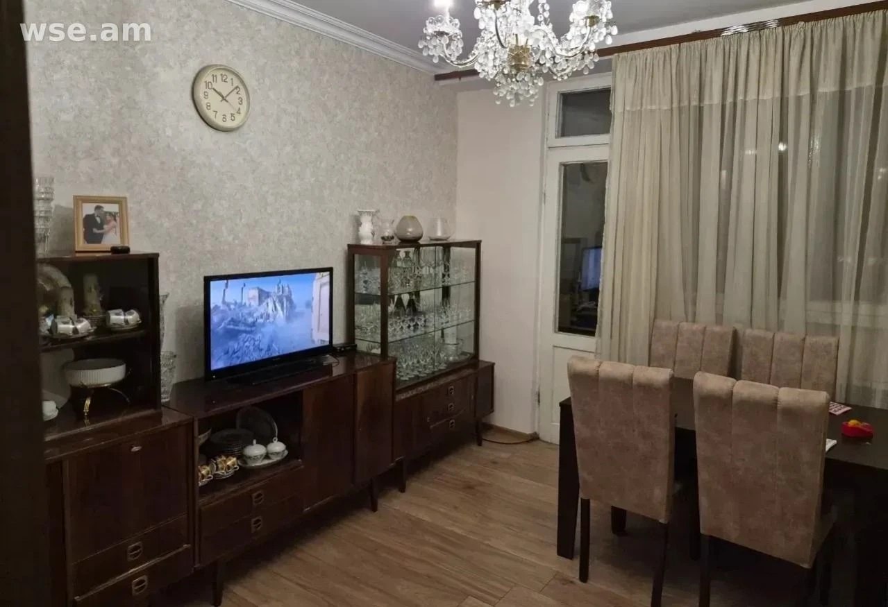 4-Room Apartment for Rent in Kentron photo 8 of 8