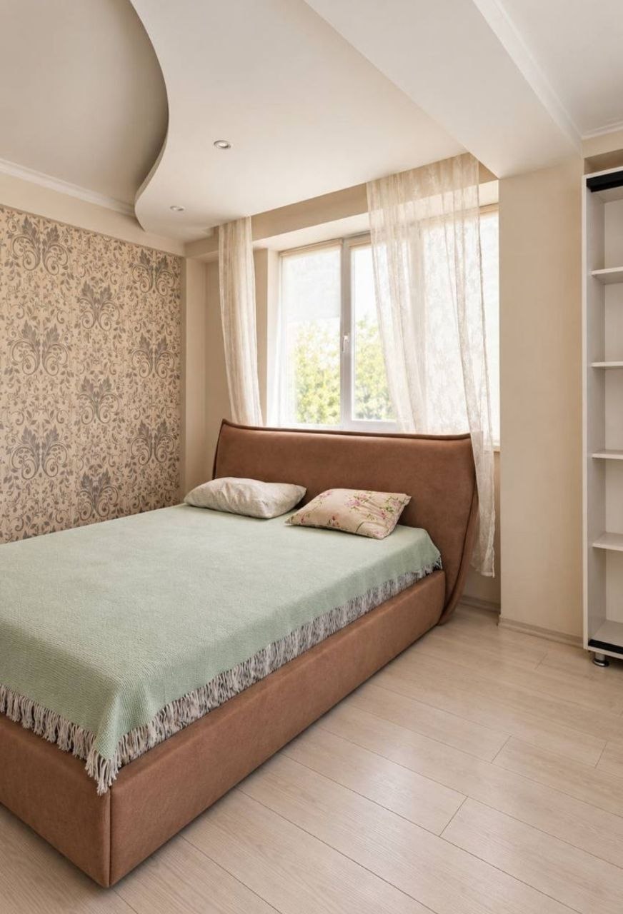 Two-Room Apartment in Central Chisinau photo 1 of 5
