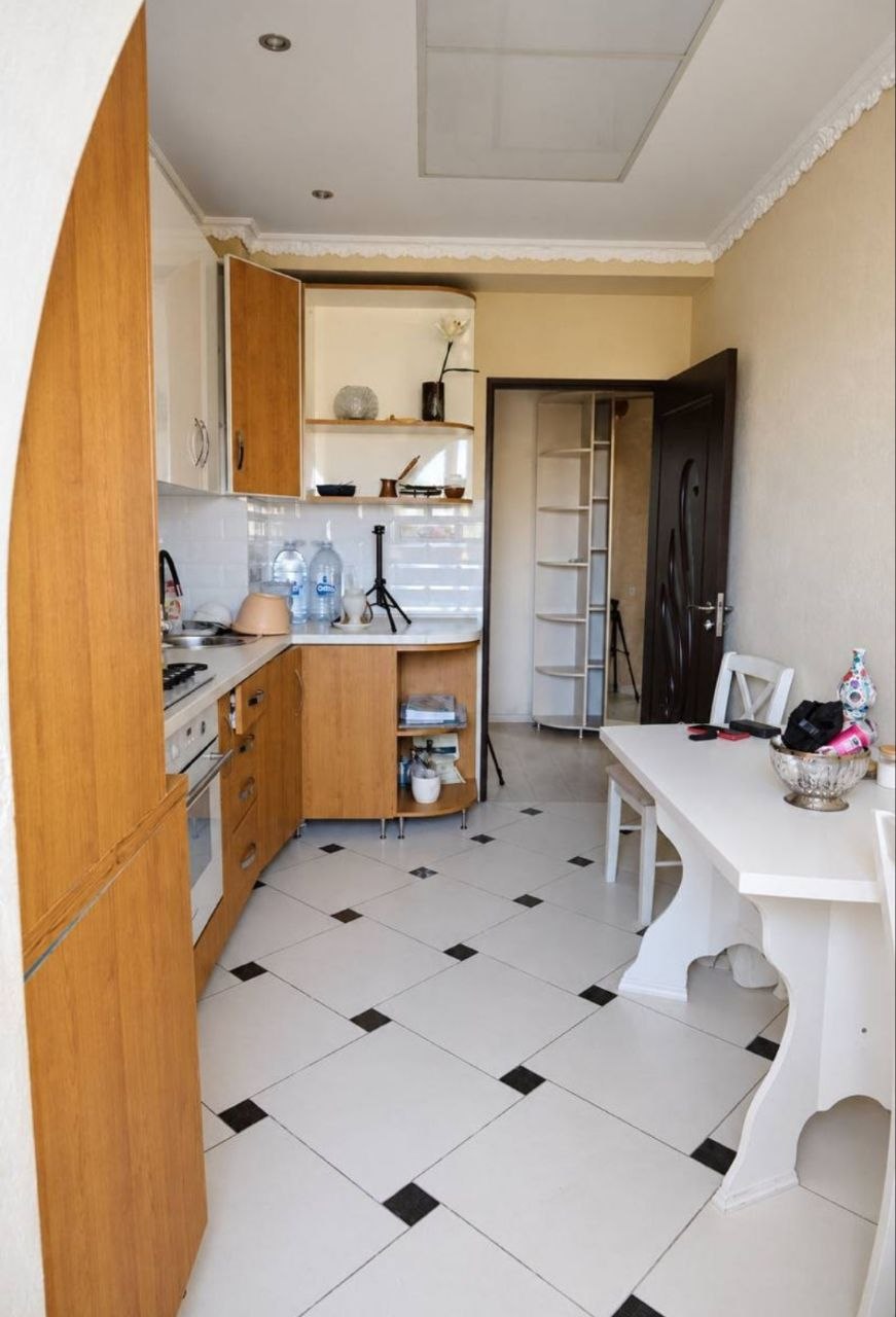Two-Room Apartment in Central Chisinau photo 3 of 5