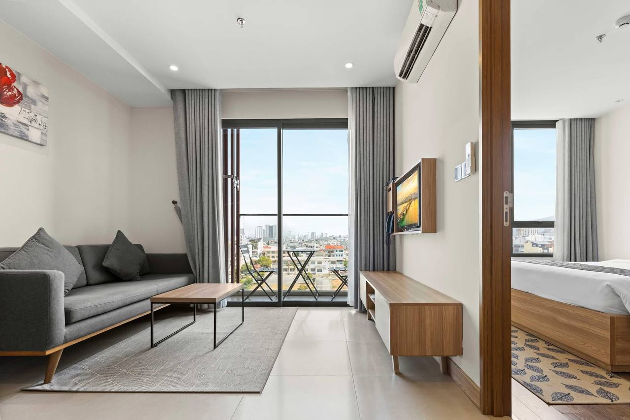 Beautiful 2-Bedroom Apartment in My An photo 4 of 8