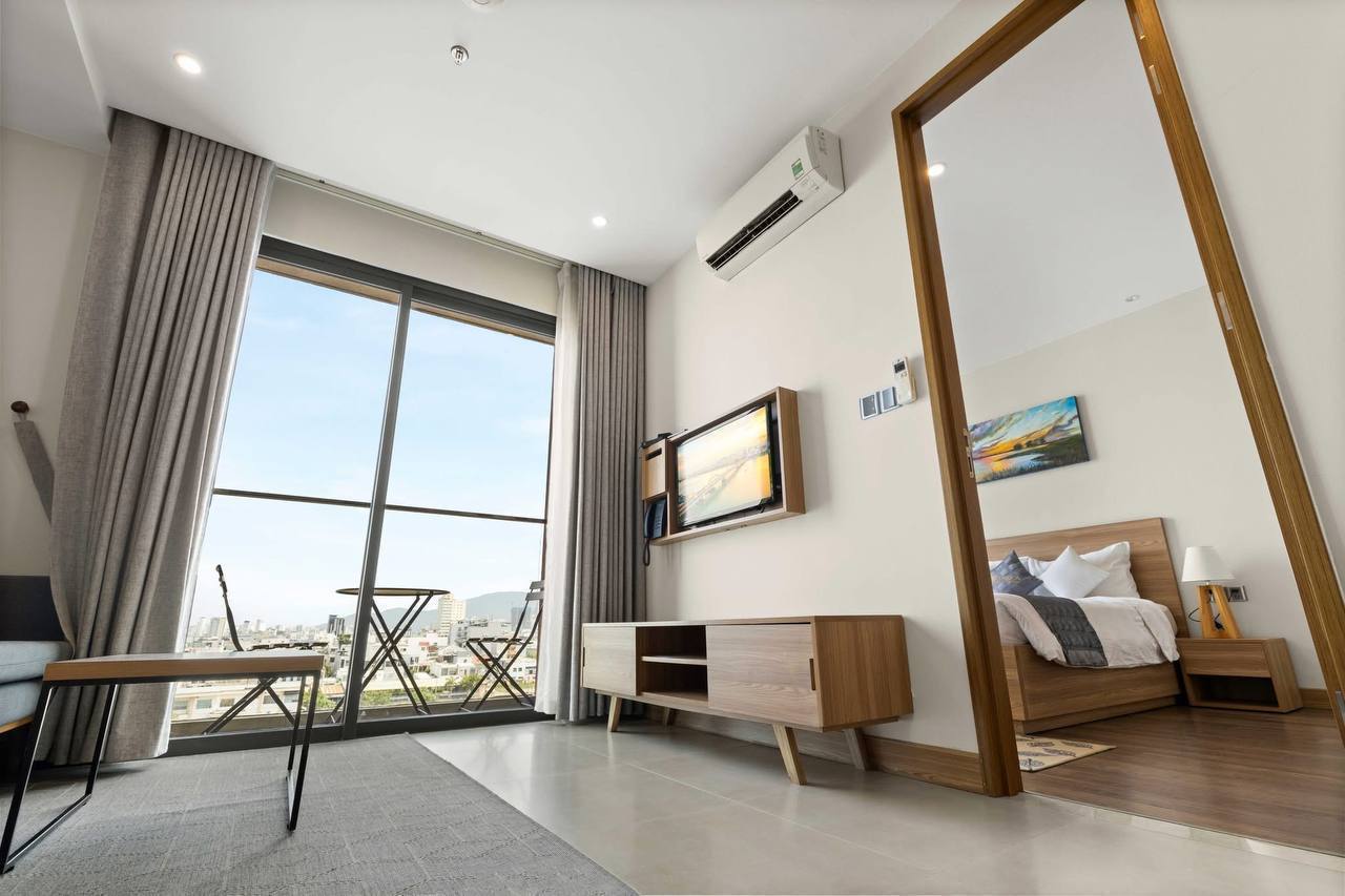 Beautiful 2-Bedroom Apartment in My An photo 5 of 8
