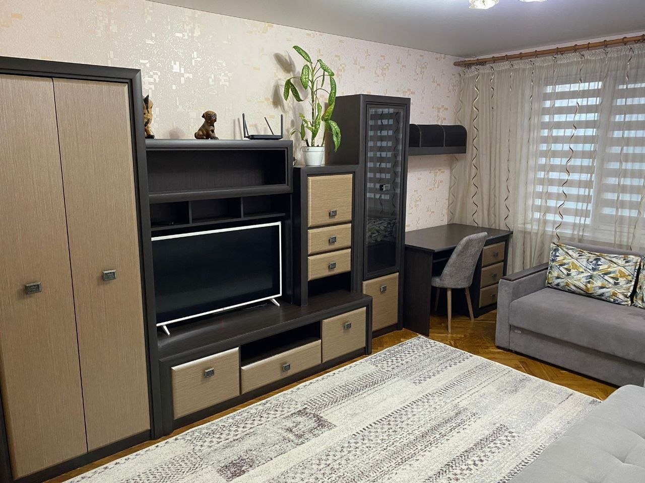 One-Room Apartment in Central Chisinau photo 2 of 8