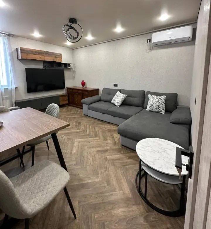 Furnished 2-Room Apartment in Arabkir photo 1 of 8