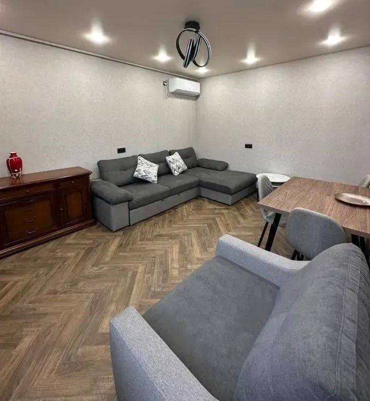 Furnished 2-Room Apartment in Arabkir photo 2 of 8