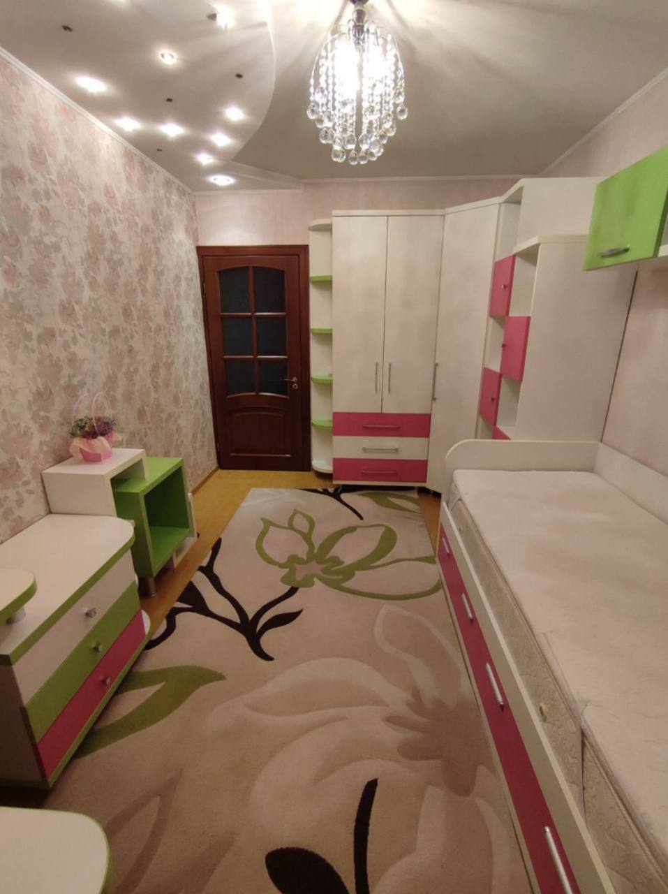 Two-Bedroom Apartment in Riscani photo 5 of 8