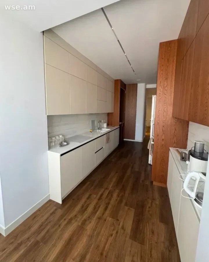 4-Room Apartment for Rent in Arabkir photo 3 of 8