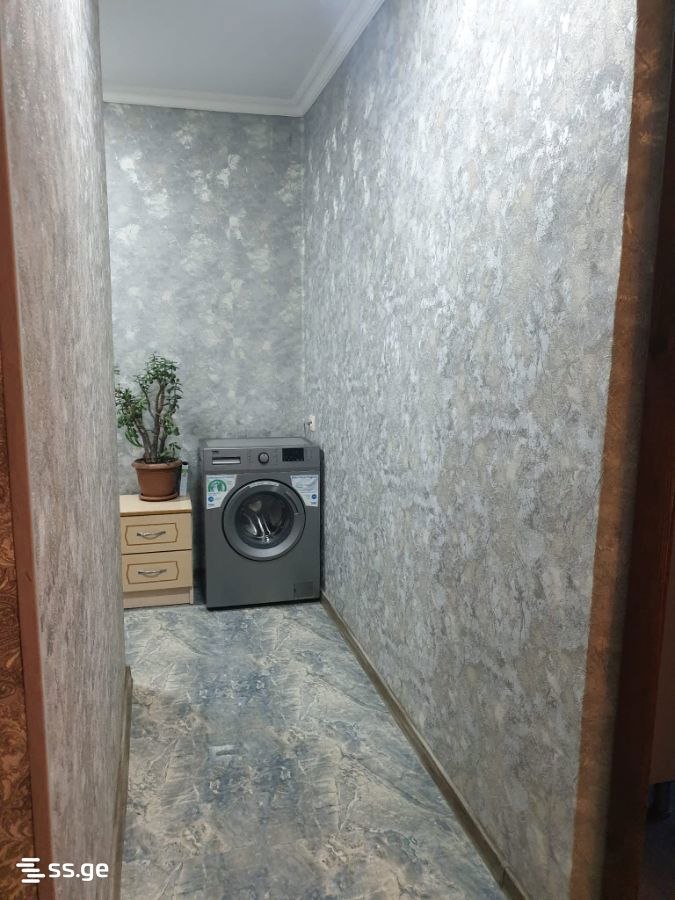One-Bedroom Apartment for Rent in Batumi photo 3 of 8