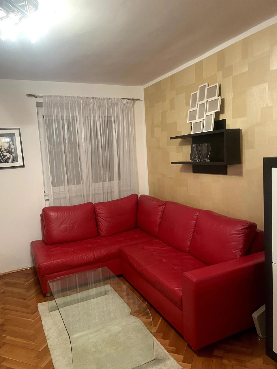 Меблированная 2-комнатная квартира в Ружинове photo 3 of 8