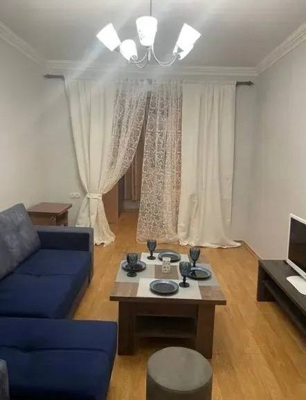 Двухкомнатная квартира на улице Врацакан photo 2 of 8