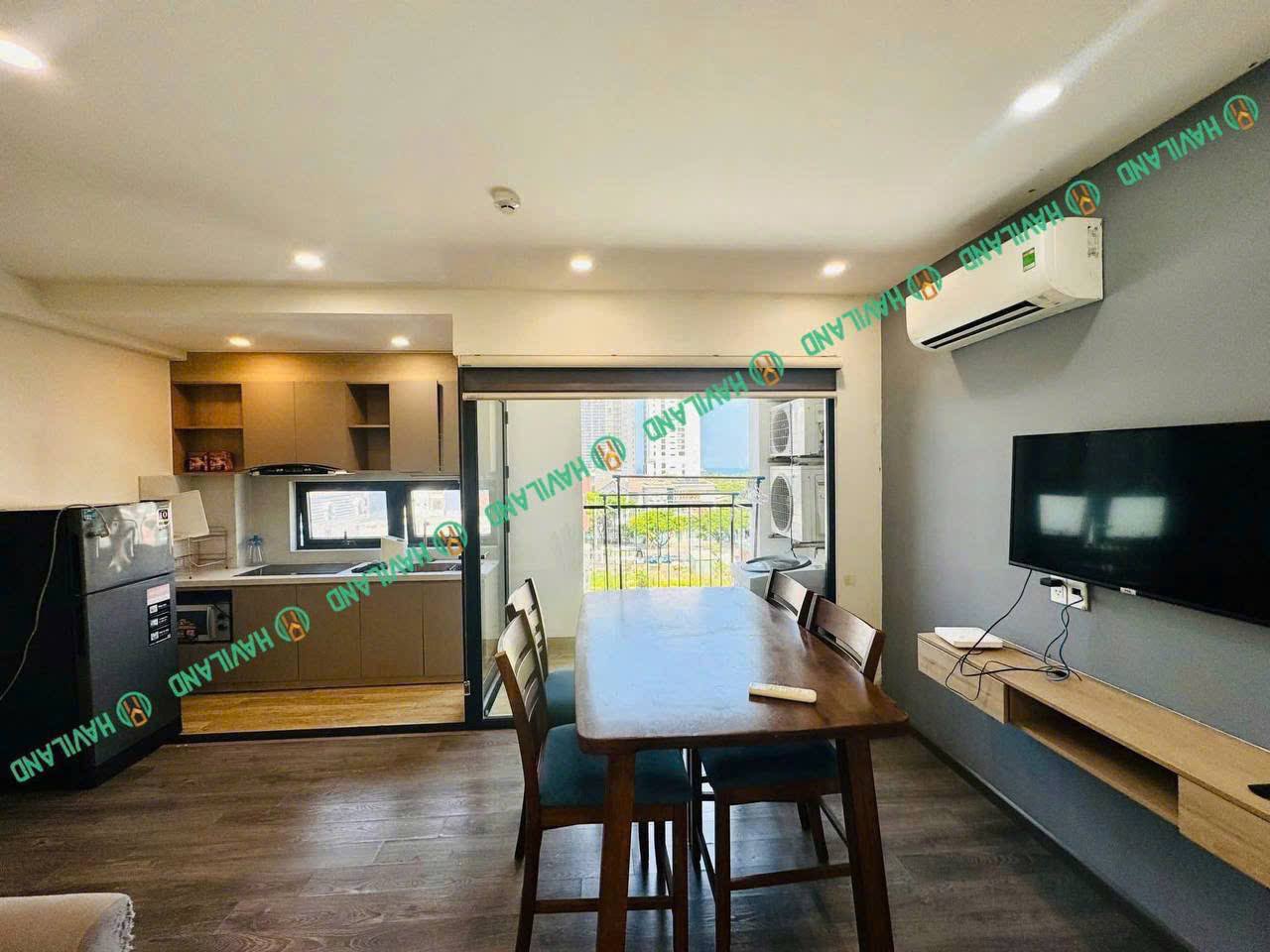 2-Bedroom Apartment in Son Tra photo 2 of 8