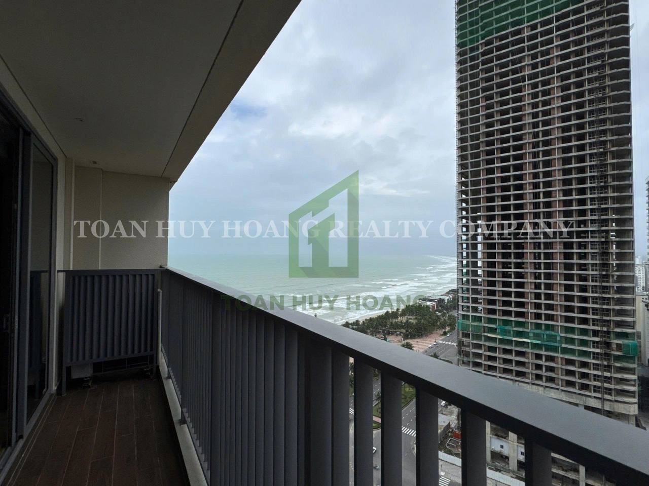 1BR Wyndham Soleil Sea-View Apartment photo 3 of 8