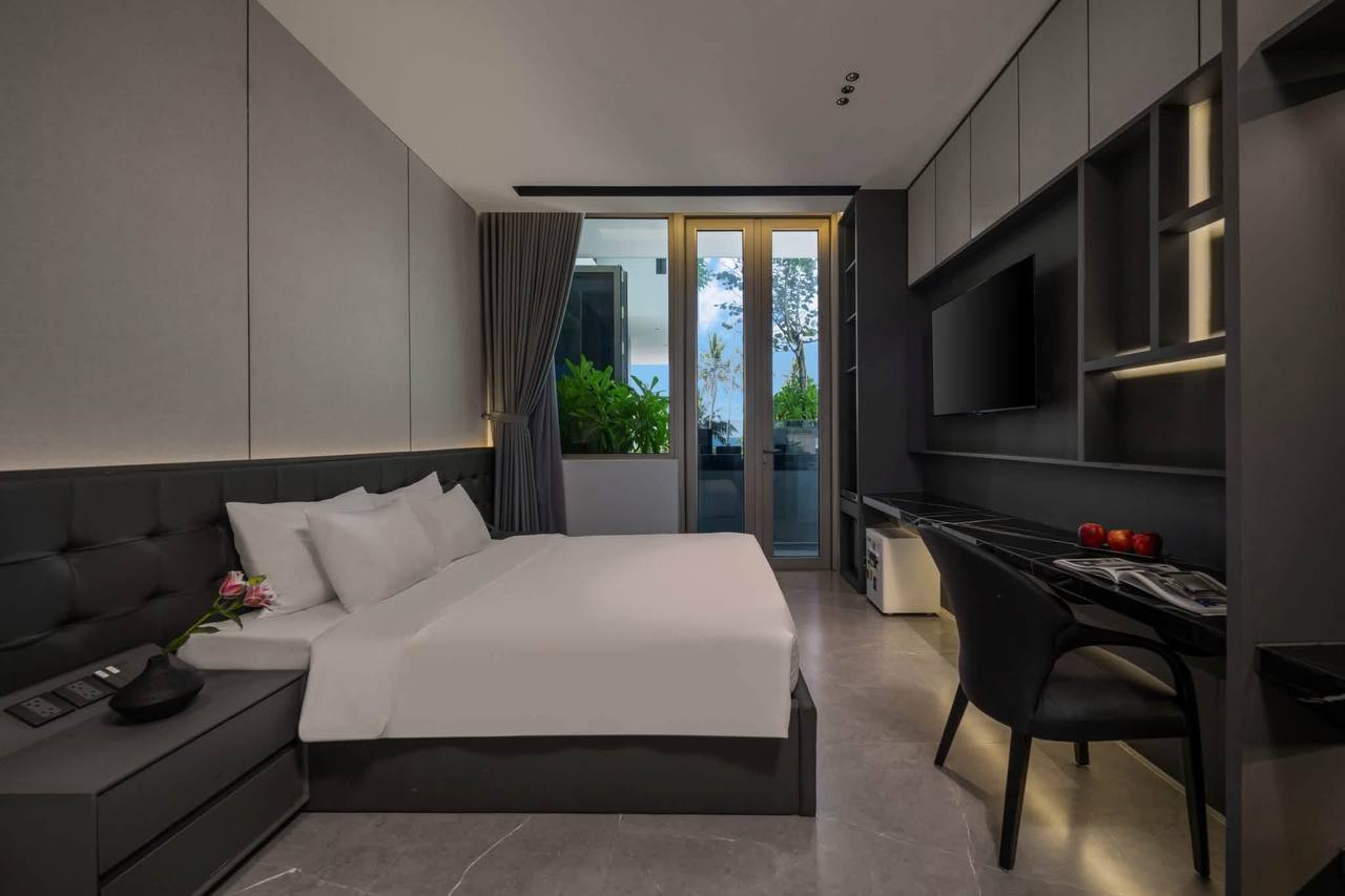 6-Bedroom Villa in Son Tra photo 6 of 8