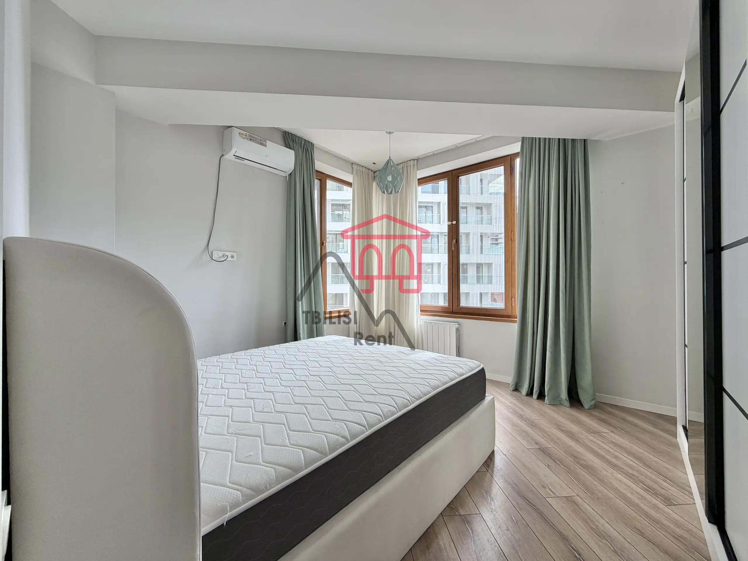 Spacious 3-Bedroom Apartment in Vake photo 6 of 8