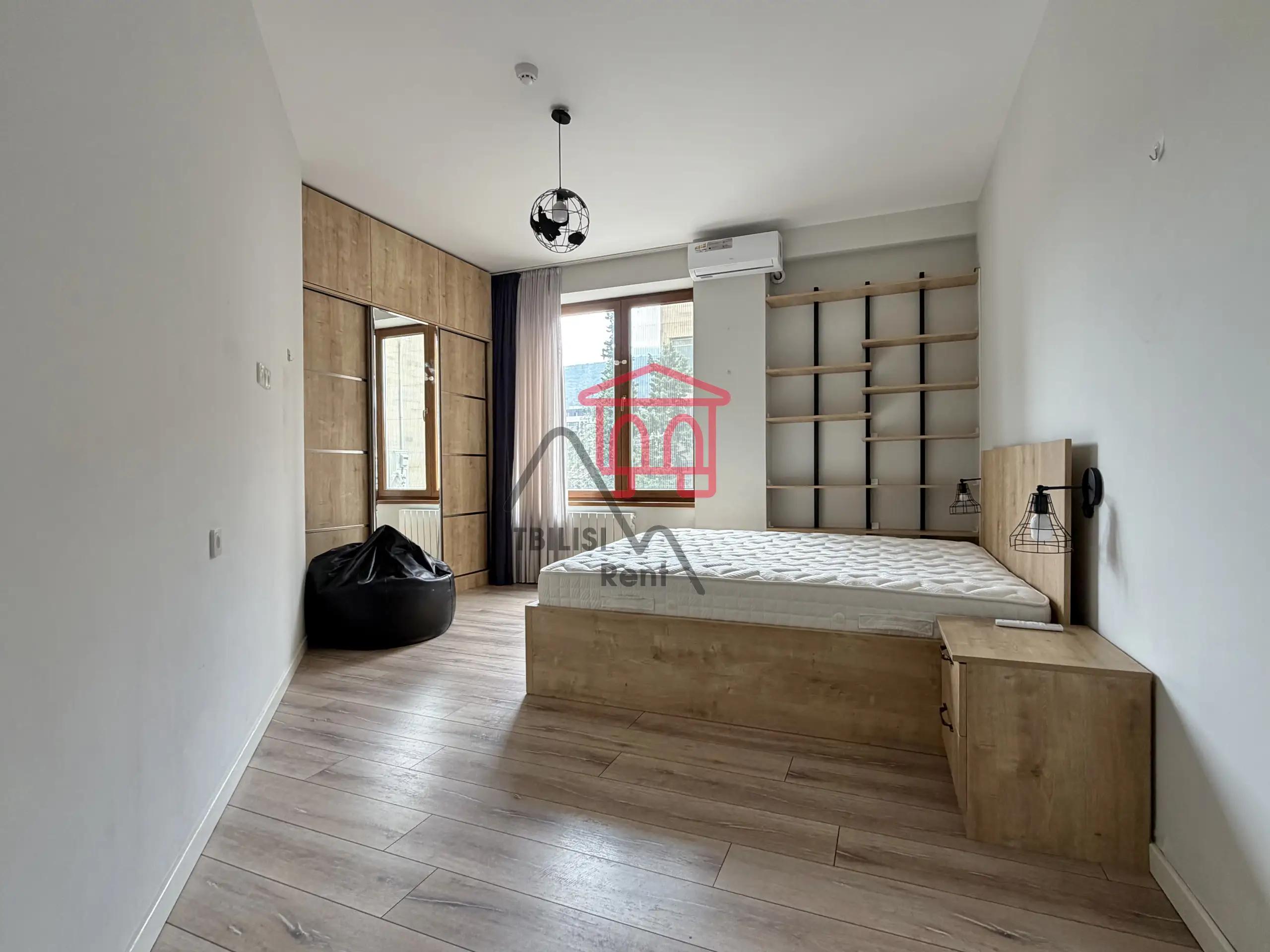 Spacious 3-Bedroom Apartment in Vake photo 7 of 8