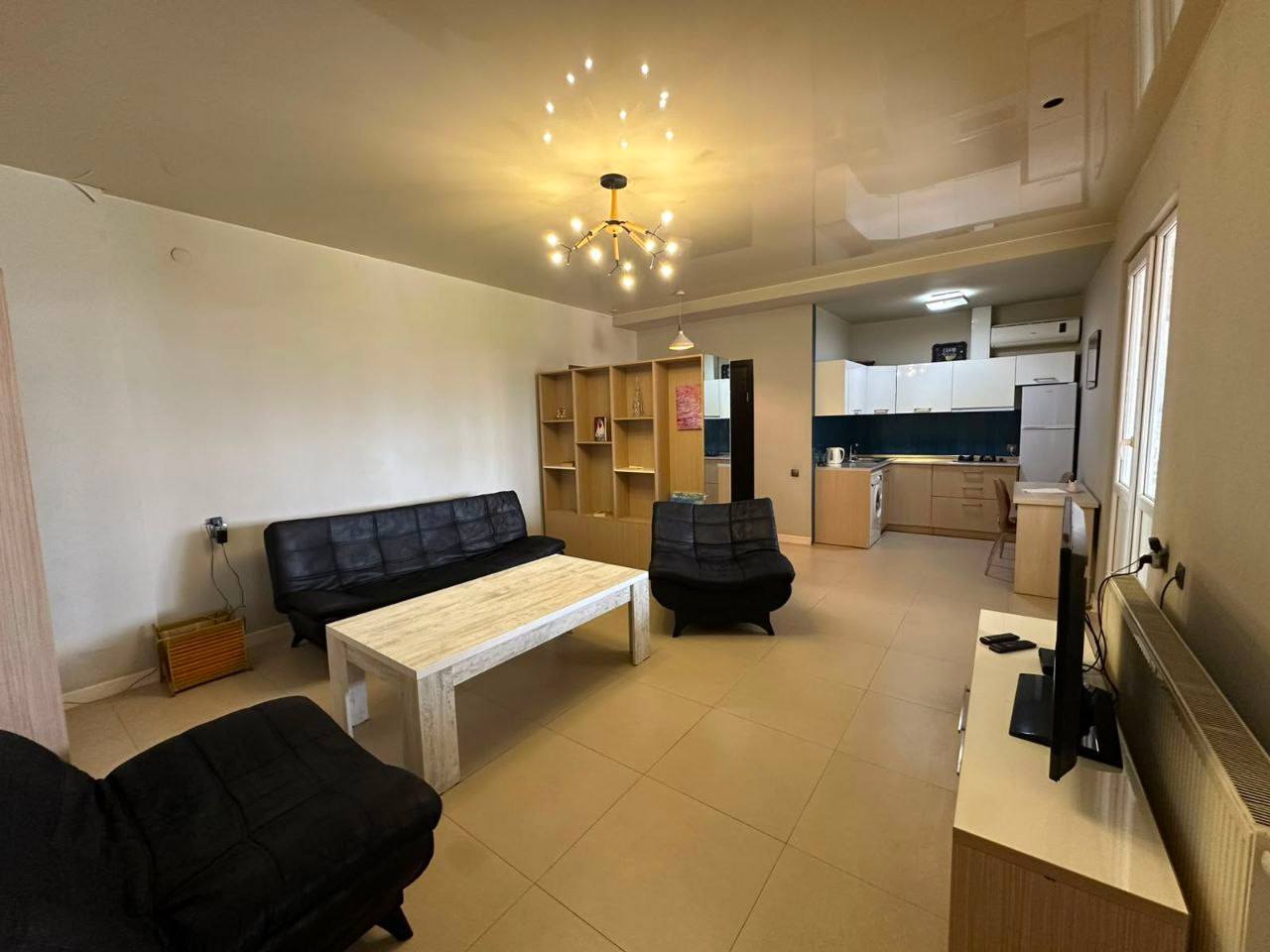 1-Bedroom Apartment Near 6 May Park photo 1 of 6