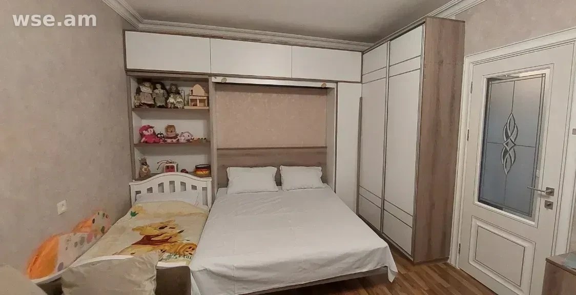 One-Bedroom Apartment in Arabkir photo 4 of 8