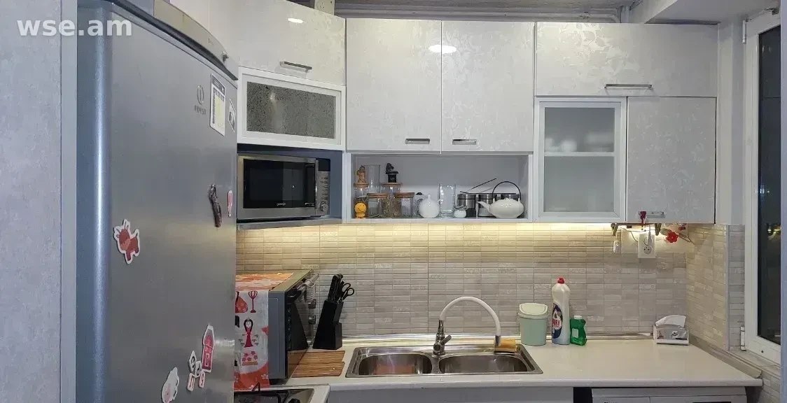 One-Bedroom Apartment in Arabkir photo 6 of 8