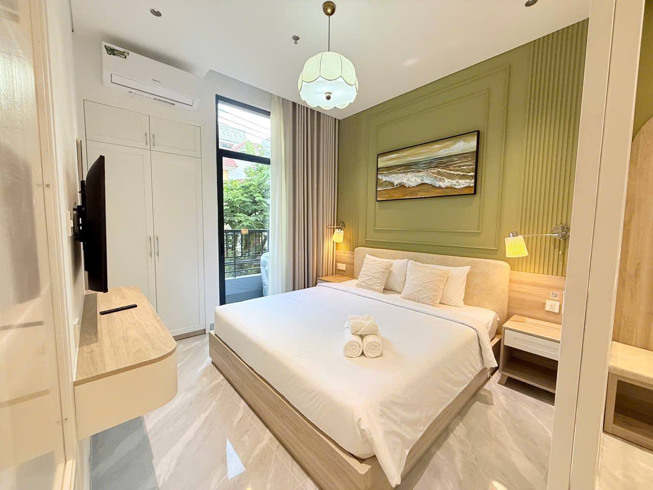 Brand-New 1-Bedroom Apartment in Son Tra photo 3 of 8
