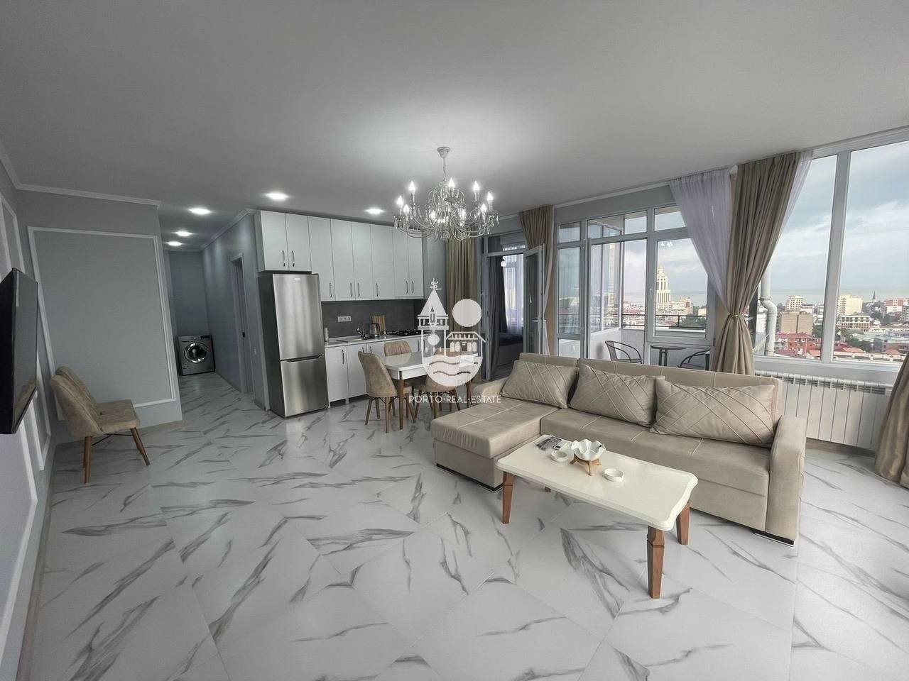 Two-Bedroom Apartment in Batumi Old Town photo 1 of 6