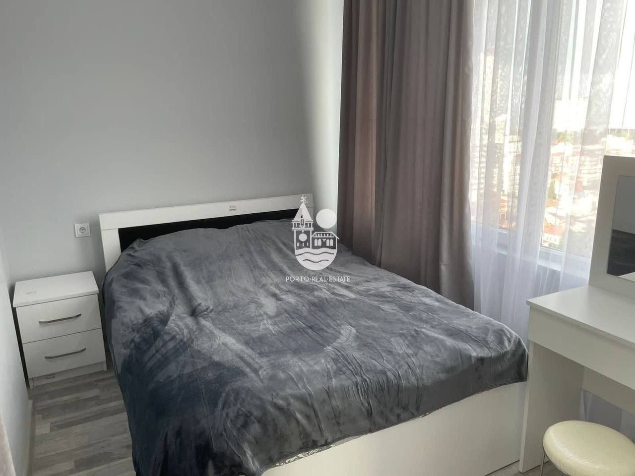 Two-Bedroom Apartment in Batumi Old Town photo 4 of 6