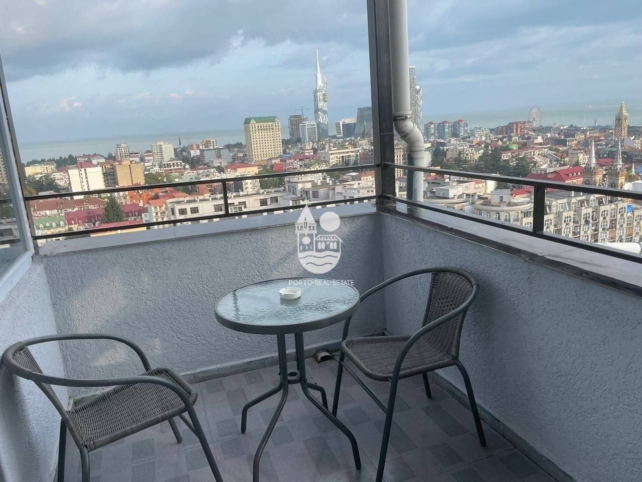 Two-Bedroom Apartment in Batumi Old Town photo 5 of 6
