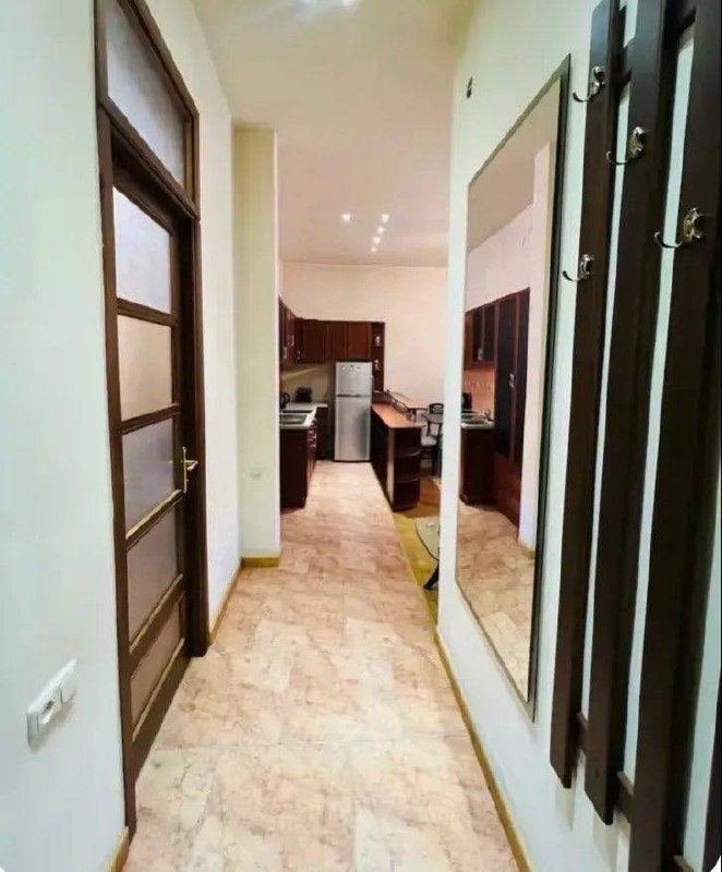 Furnished One-Bedroom Apartment in Kentron photo 3 of 7
