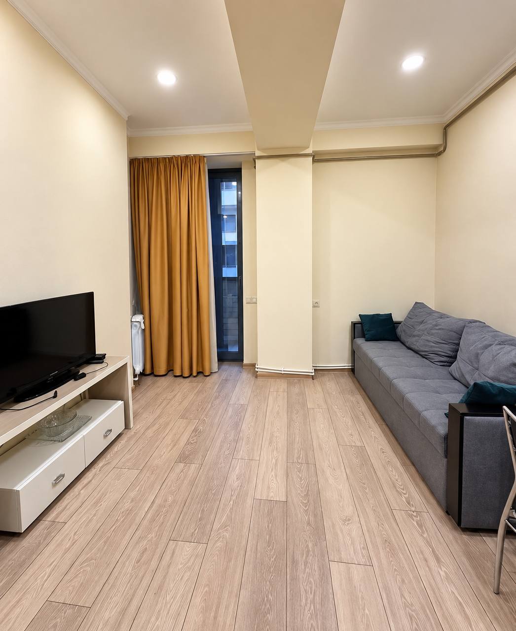 Furnished Two-Room Apartment in Arabkir photo 1 of 8