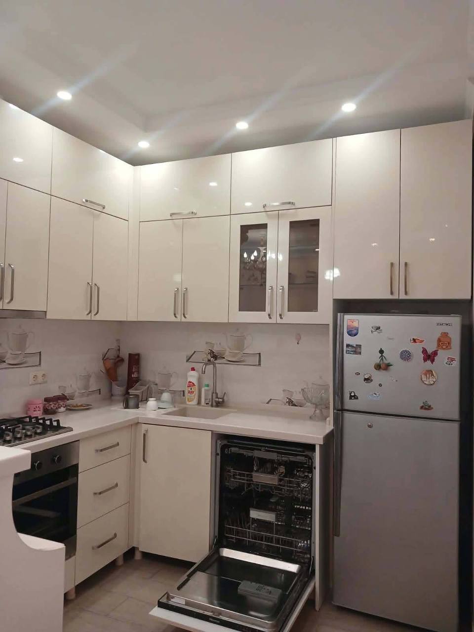 1-Bedroom Apartment for Rent in Batumi photo 2 of 6