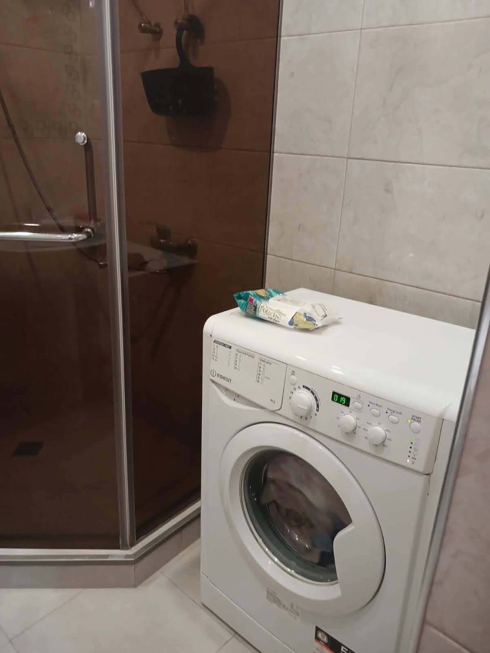 1-Bedroom Apartment for Rent in Batumi photo 5 of 6