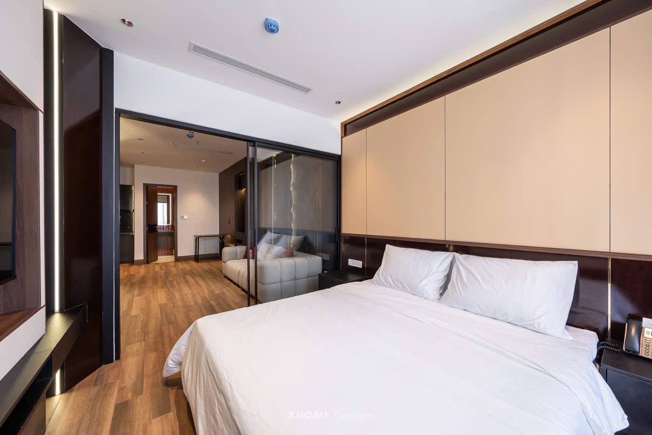 High-Class 1-Bedroom Apartment in My An photo 2 of 8