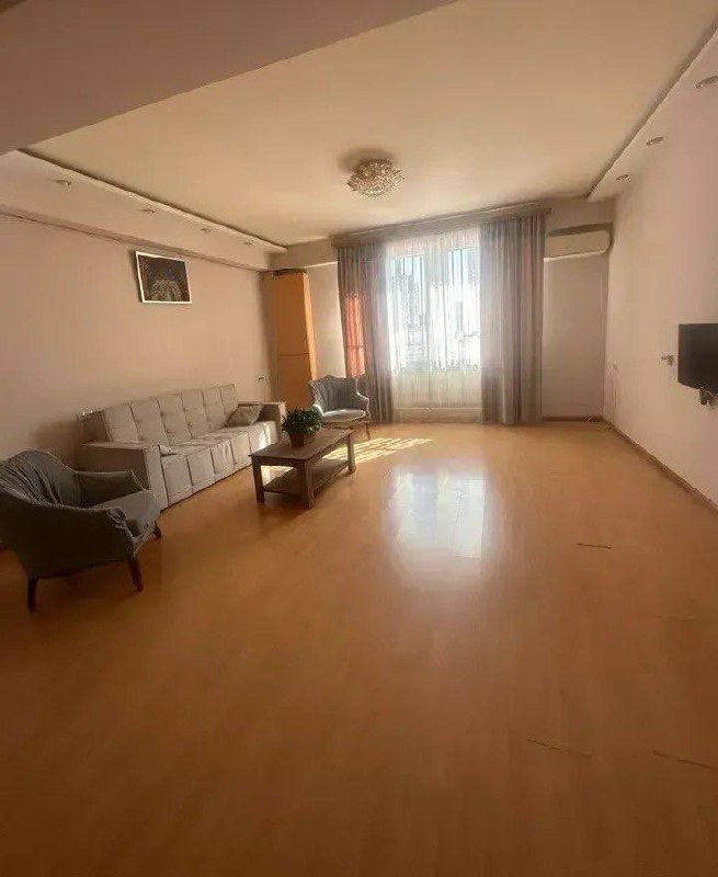 Furnished 3-Room Apartment in Kentron photo 1 of 8