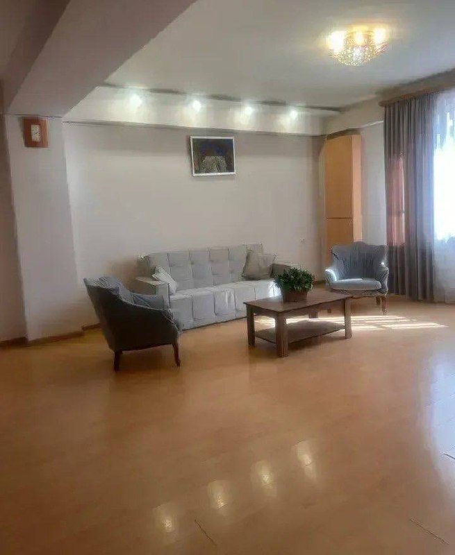 Furnished 3-Room Apartment in Kentron photo 2 of 8