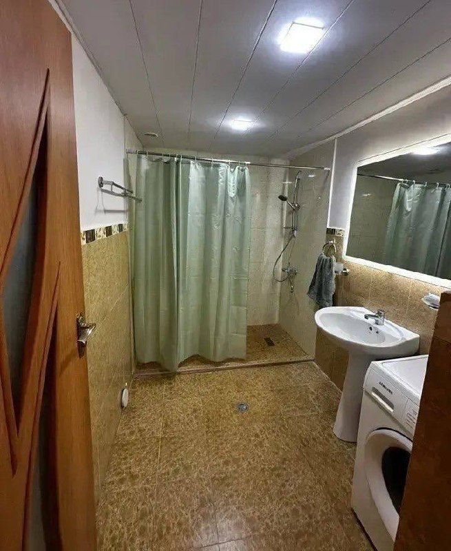 Furnished 3-Room Apartment in Kentron photo 8 of 8