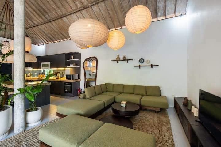 3-Bedroom Villa in Canggu photo 4 of 8