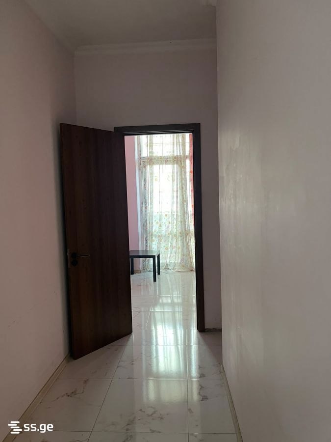 Two-Bedroom Apartment in Batumi photo 2 of 8