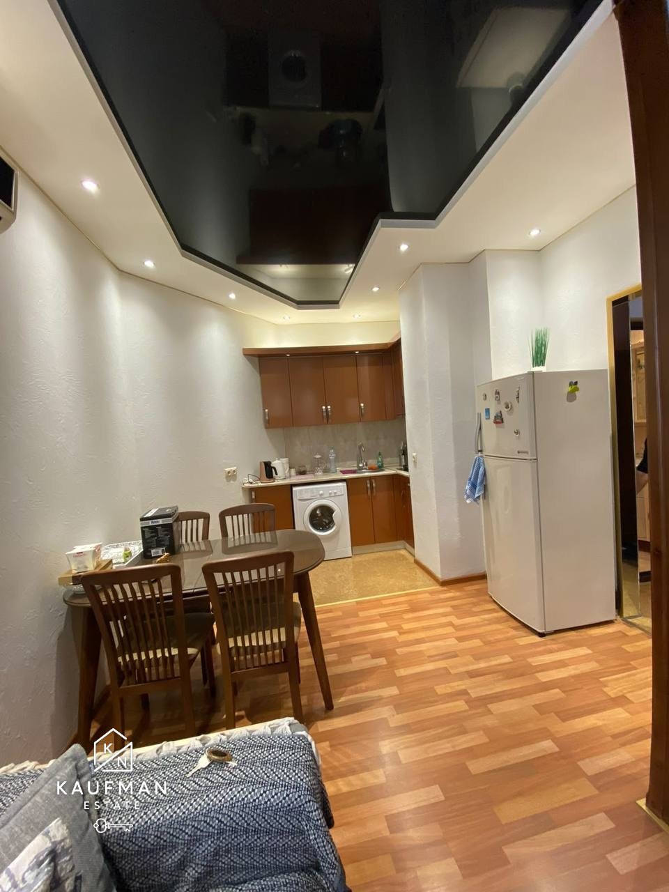 One-Bedroom Apartment in Batumi Old Town photo 3 of 4